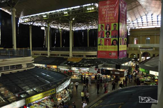 Interior do Mercado Municipal de Porto Alegre, no Rio Grande do Sul